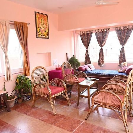 Beautiful Gardenterrace 2 Bhk In Posh City Center Apartment Bhubaneswar Exterior photo