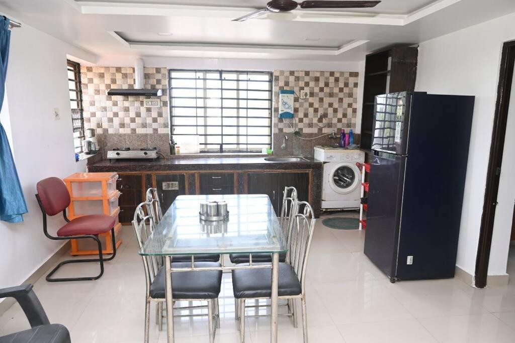 Beautiful Gardenterrace 2 Bhk In Posh City Center Apartment Bhubaneswar Exterior photo